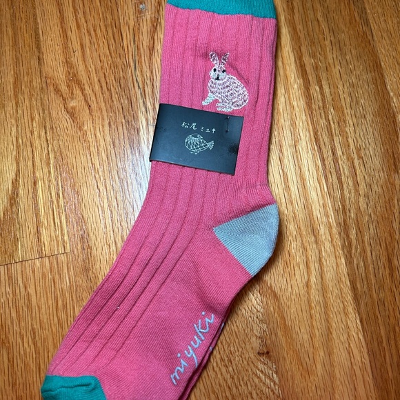 Embroidered Rabbit Socks Mikuyi - Picture 2 of 3
